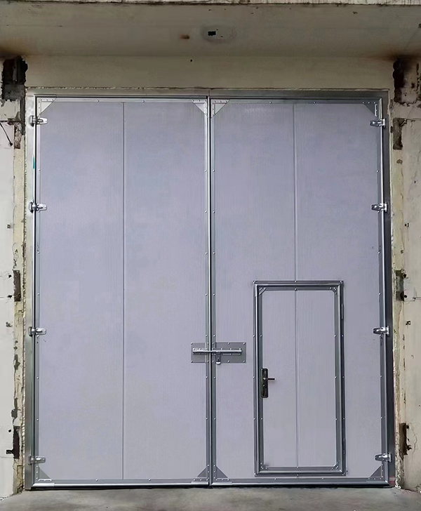 青松路街道工业平开门