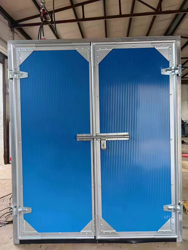 青松路街道工业平开门