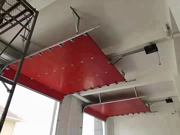 青松路街道工业翻板门