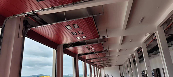 青松路街道工业翻板门