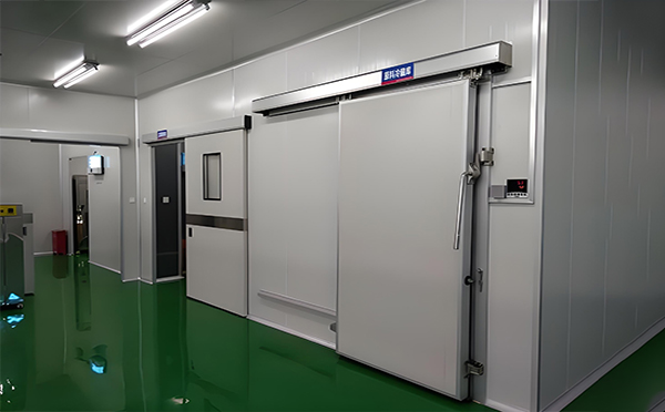 青松路街道冷库门