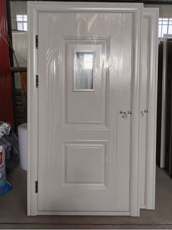 青松路街道学校教室门