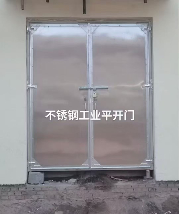 不锈钢青松路街道工业平开门在现代工业场景中的应用实践