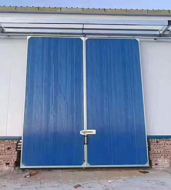 青松路街道工业门在大型仓储物流通道中的应用实例